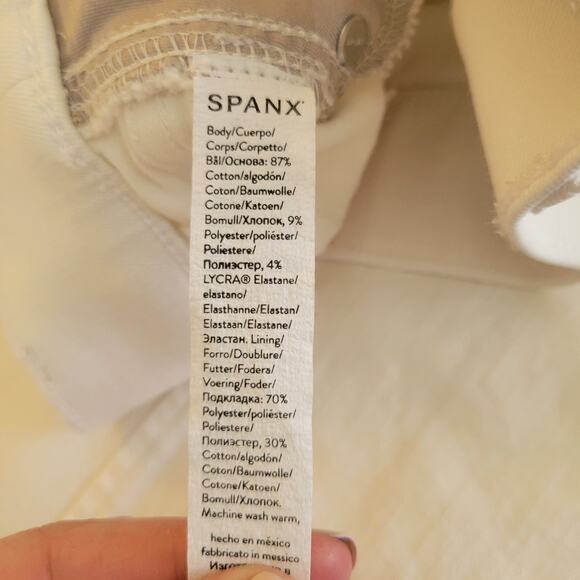 Spanx Wide Leg Jeans M Stretch Pull On Slimming Front Seam Retro Boho Shapewear - Picture 8 of 9